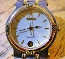 GUCCIグッチクオーツ腕時計修理