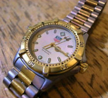 TAGHEUERAUTOMATIC200M自動巻腕時計修理