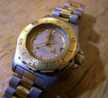 TAGHEUERタグホイヤープロフェッショナルダイバー3000腕時計修理