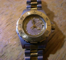 TAGHEUERタグホイヤープロフェッショナルダイバー3000腕時計修理